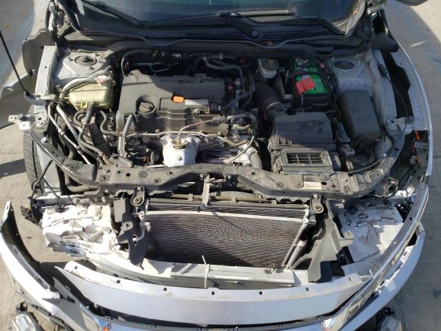 Photo 7 from auction – 2017 HONDA CIVIC LX with VIN 2HGFC2F55HH526472