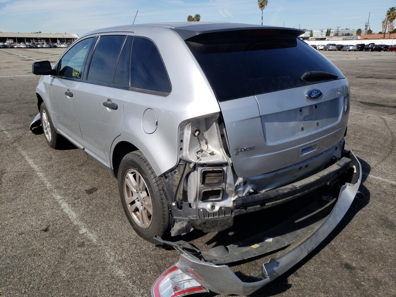 Photo 3 from auction – 2010 FORD EDGE SE with VIN 2FMDK3GC4ABA01130
