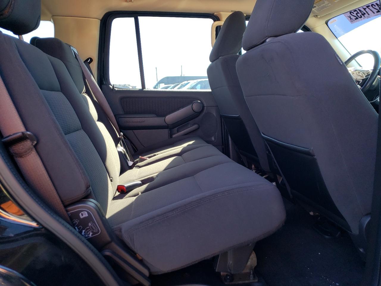 Photo 6 from auction – 2010 FORD EXPLORER X with VIN 1FMEU6DE1AUA51001