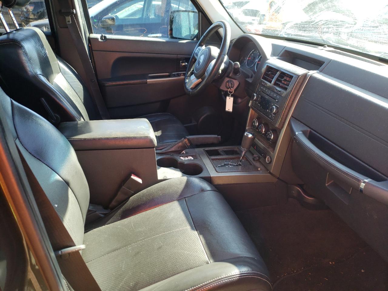 Photo 5 from auction – 2011 JEEP LIBERTY LI with VIN 1J4PP5GK9BW520173