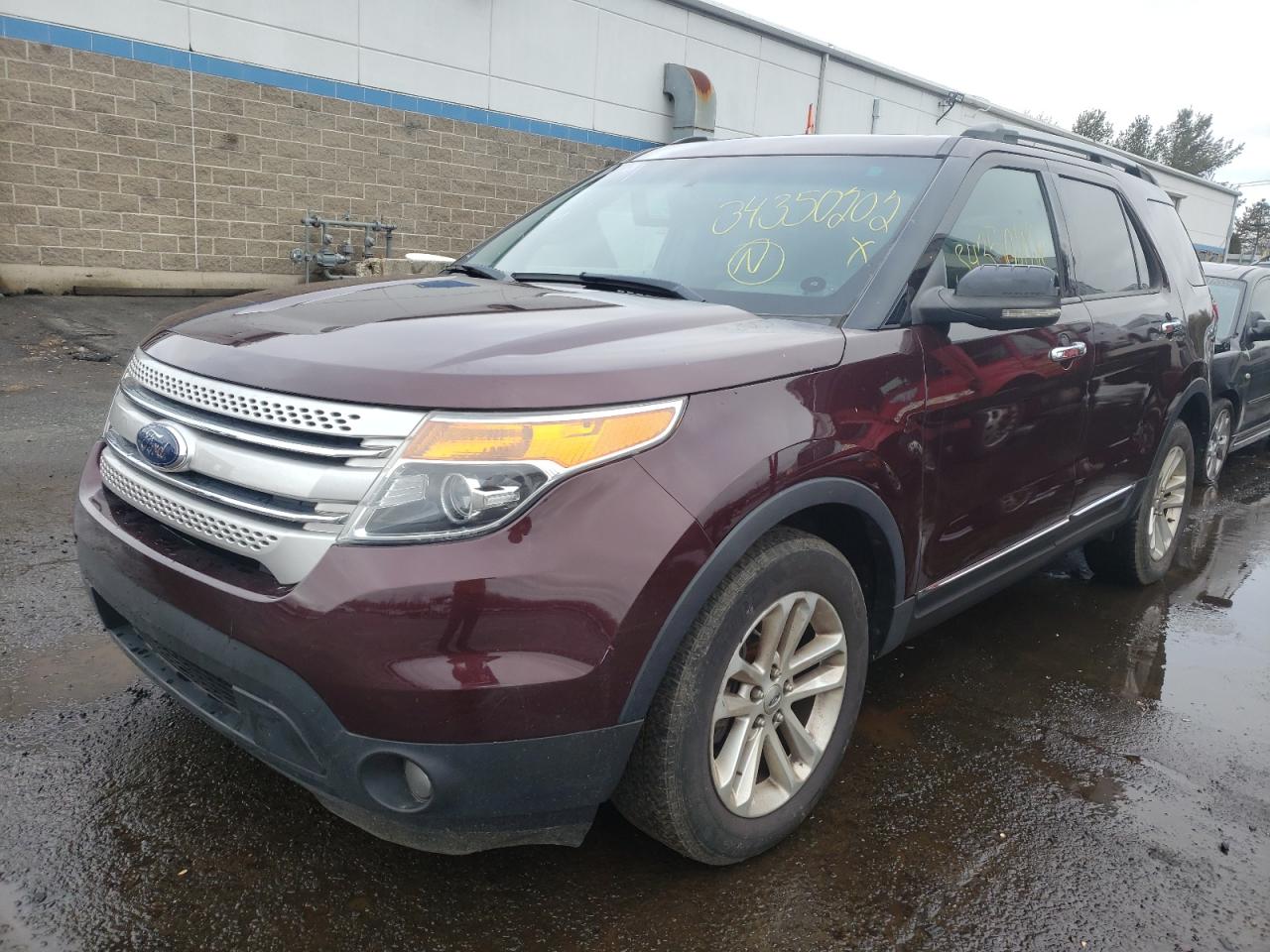 Photo 2 from auction – 2011 FORD EXPLORER X with VIN 1FMHK8D82BGA55356
