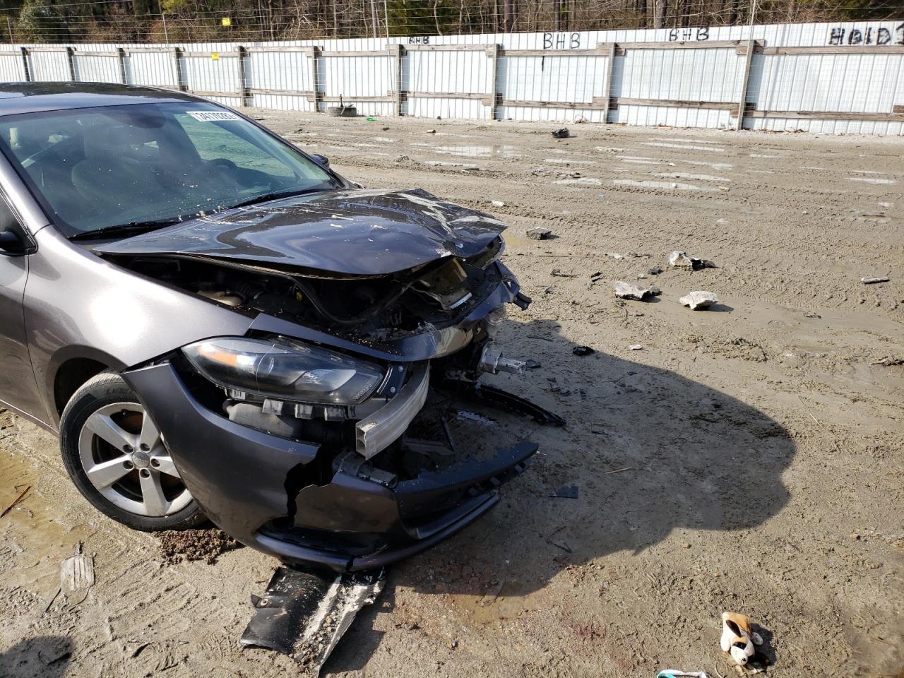 Photo 9 from auction – 2015 DODGE DART SXT with VIN 1C3CDFBB1FD227819