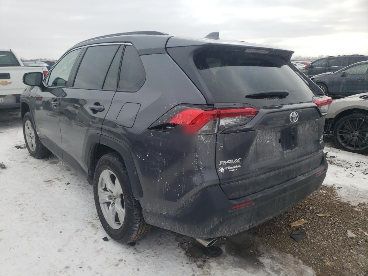 Photo 3 from auction – 2021 TOYOTA RAV4 XLE with VIN 2T3P1RFV5MC238819