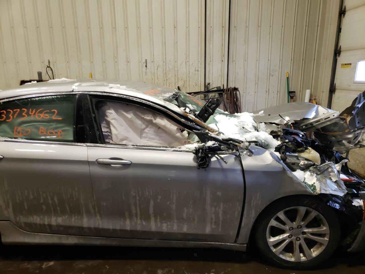 Photo 9 from auction – 2015 CHRYSLER 200 LIMITE with VIN 1C3CCCAB4FN650262