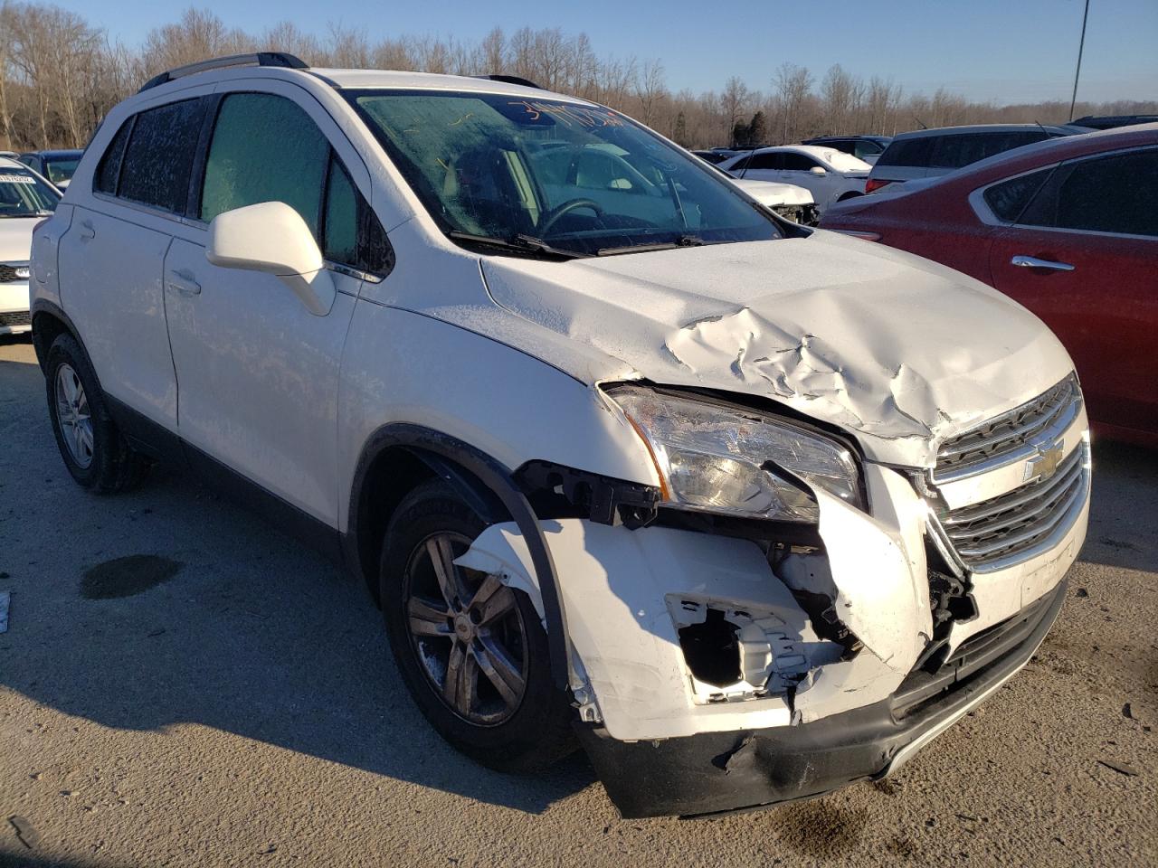 CHEVROLET TRAX 1LT 2015 with VIN KL7CJLSB5FB258955 - Photo from auction