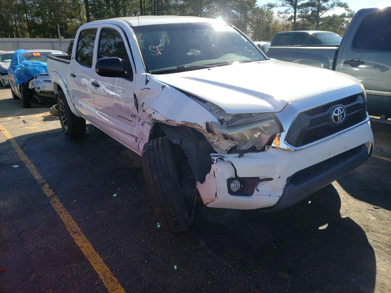 TOYOTA TACOMA DOU 2014 with VIN 5TFLU4EN3EX099845 - Photo from auction