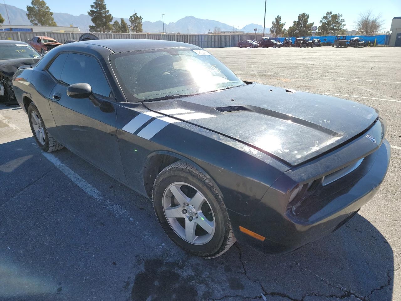 DODGE CHALLENGER 2010 with VIN 2B3CJ4DV8AH166630 - Photo from auction