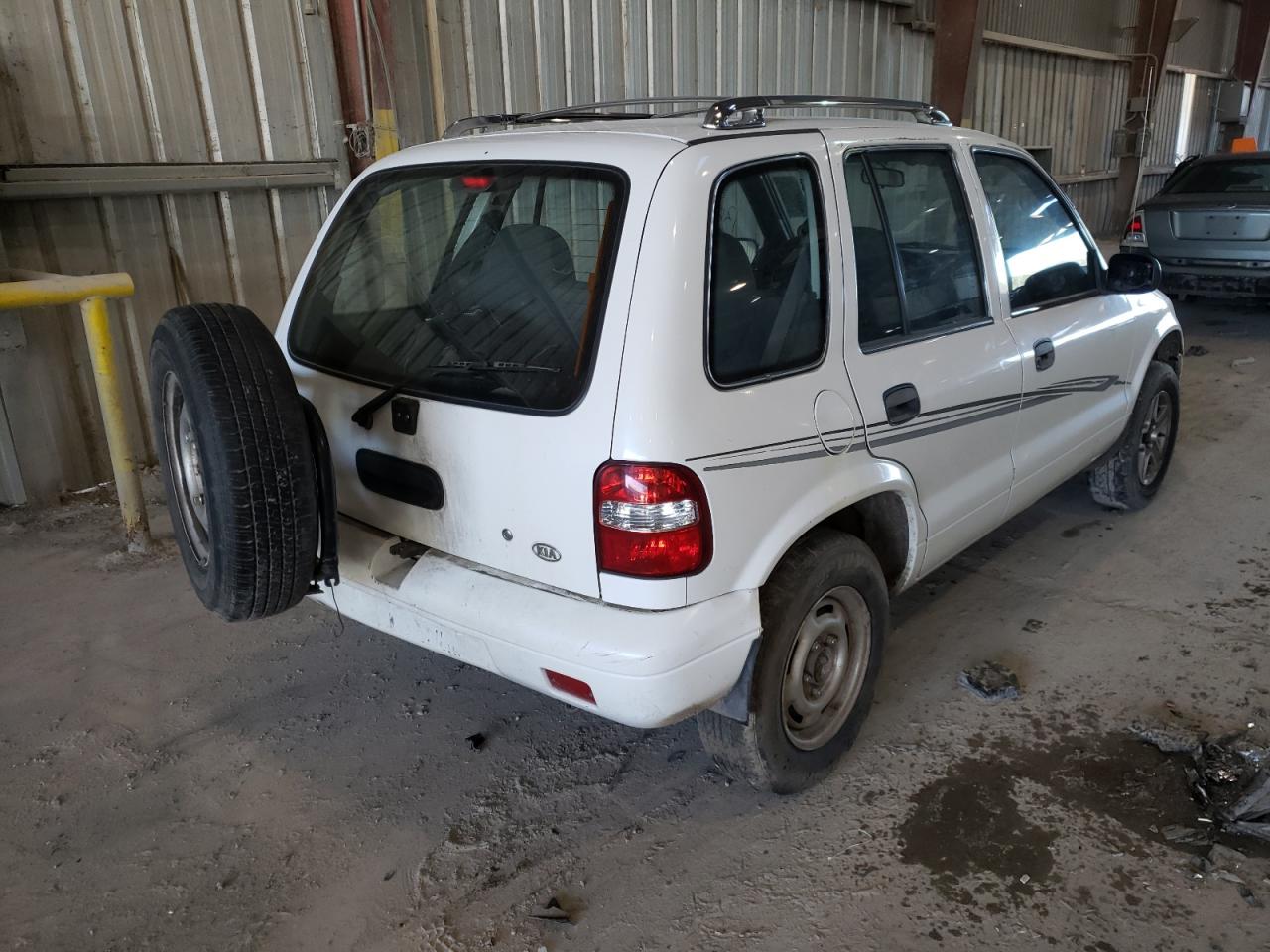 Photo 4 from auction – 2001 KIA SPORTAGE with VIN KNDJB723815037333