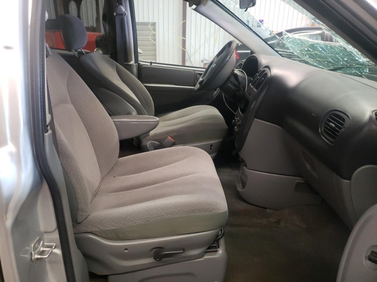 Photo 5 from auction – 2007 DODGE CARAVAN SX with VIN 1D4GP45R97B179603