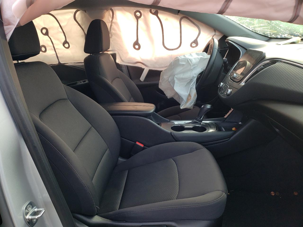 Photo 5 from auction – 2017 CHEVROLET MALIBU LT with VIN 1G1ZE5ST8HF229573