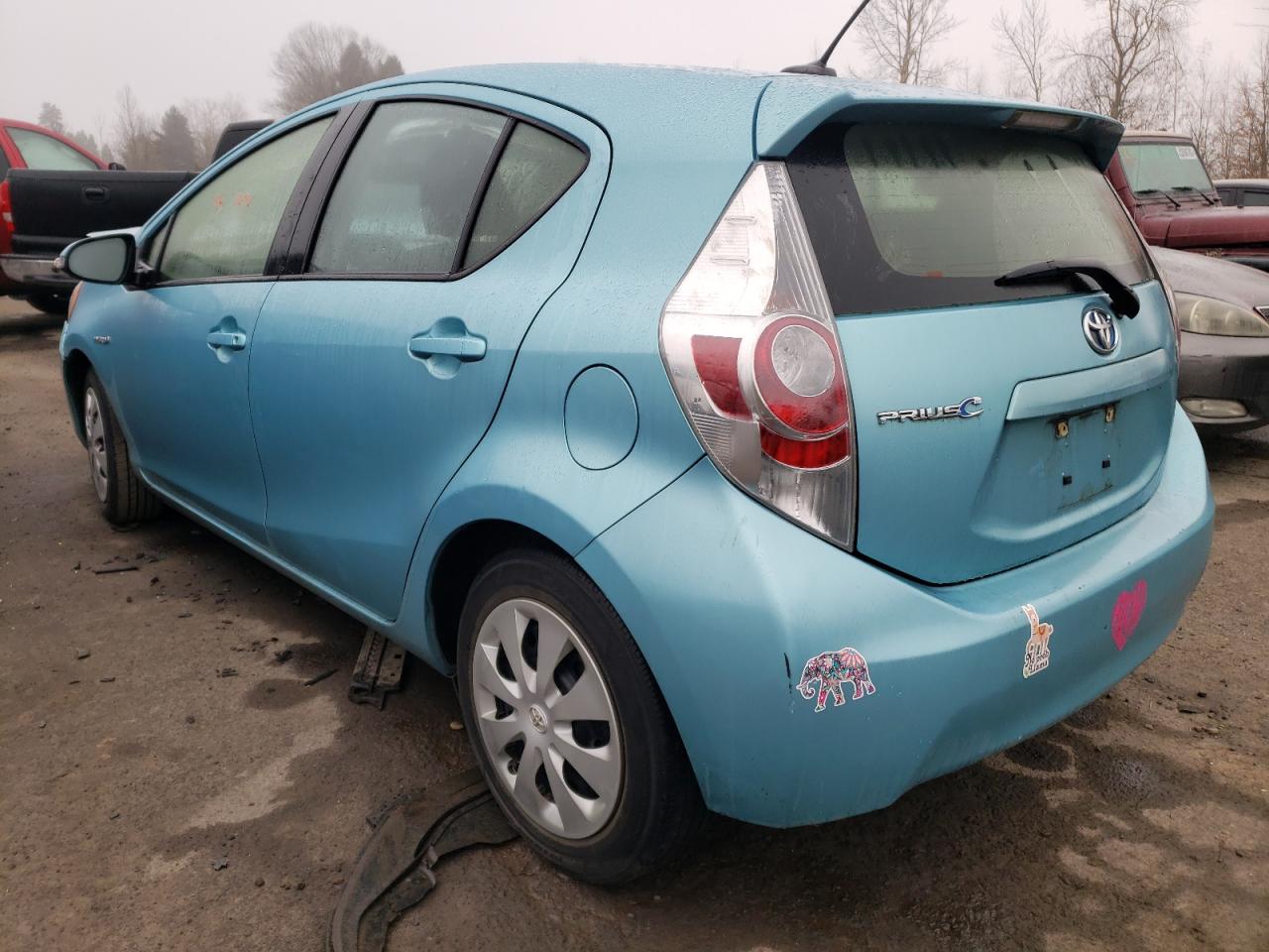 Photo 3 from auction – 2014 TOYOTA PRIUS C with VIN JTDKDTB39E1072824