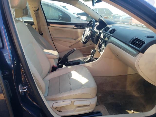 Photo 5 from auction – 2015 VOLKSWAGEN PASSAT S with VIN 1VWAT7A36FC117941