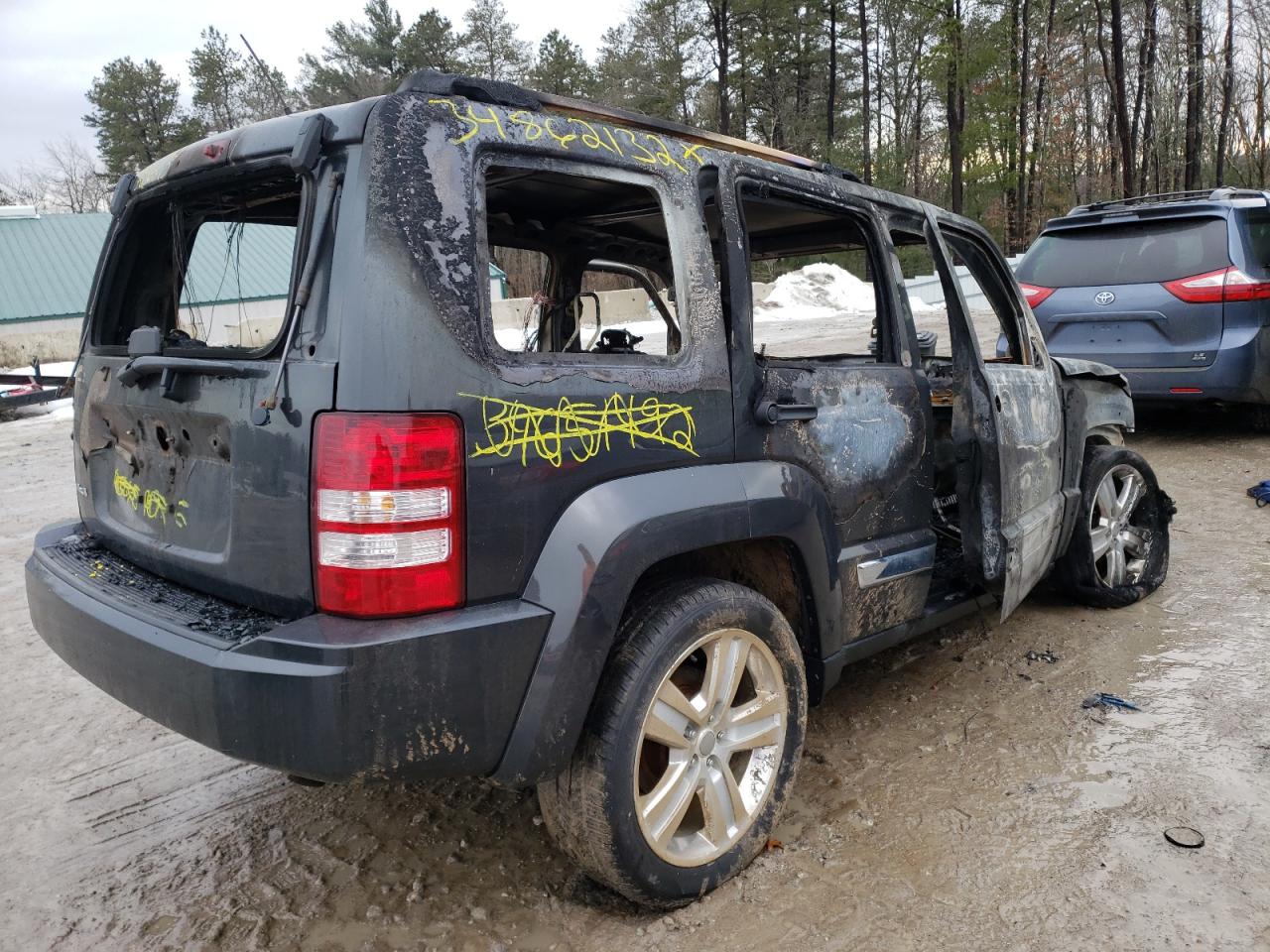 Photo 4 from auction – 2011 JEEP LIBERTY SP with VIN 1J4PN2GK9BW593015