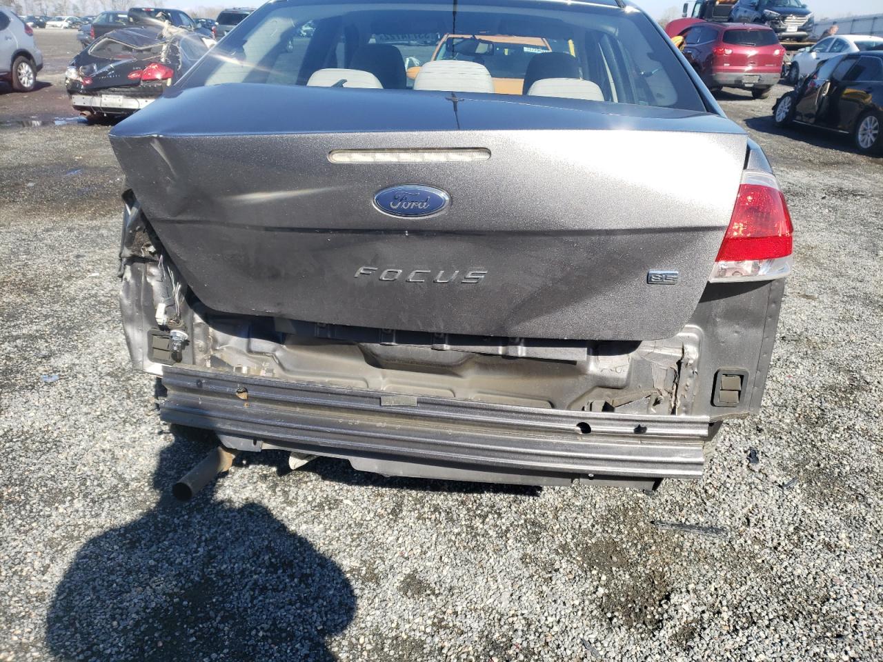 Photo 9 from auction – 2011 FORD FOCUS SE with VIN 1FAHP3FN0BW160176