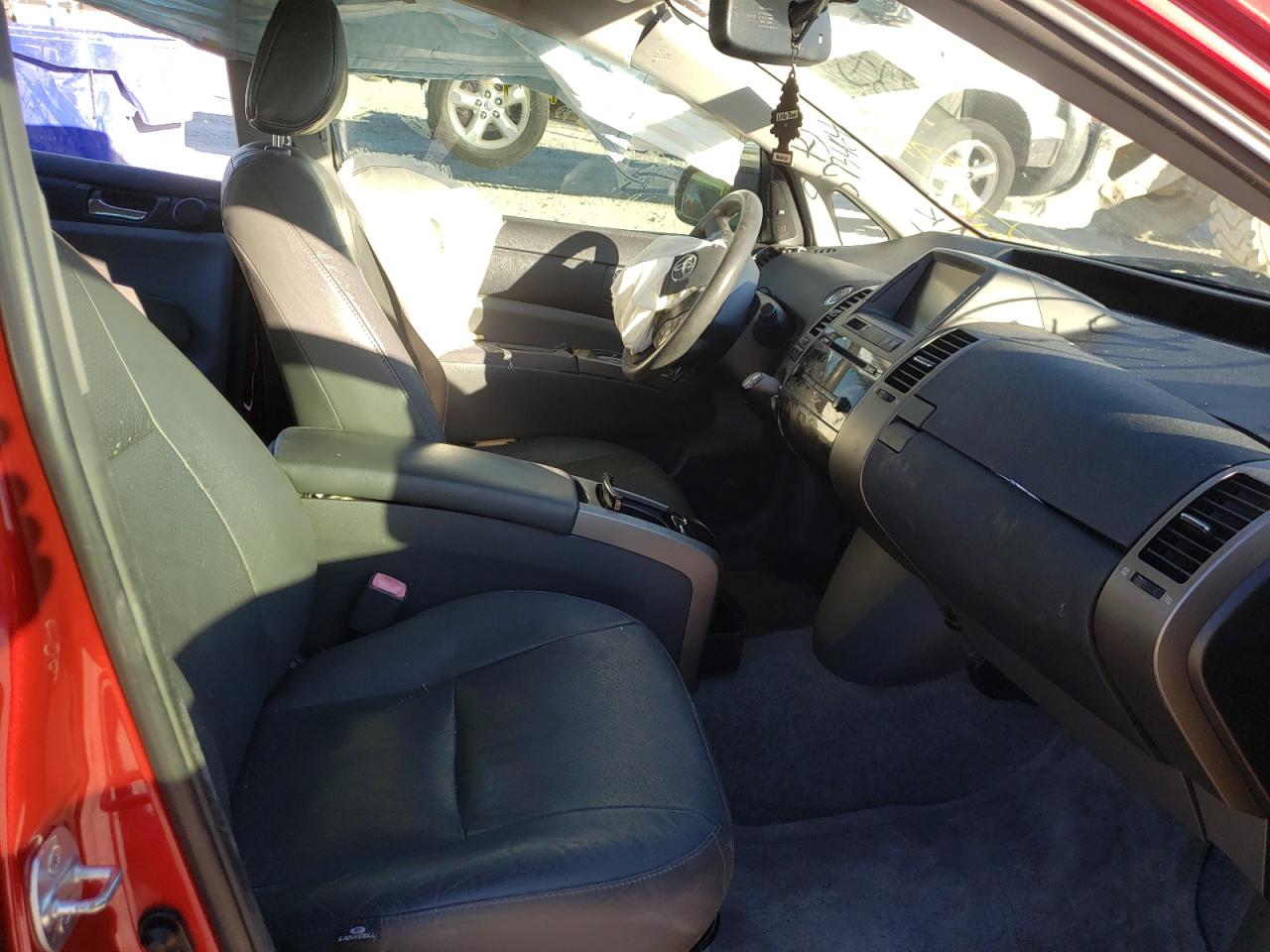 Photo 5 from auction – 2007 TOYOTA PRIUS with VIN JTDKB20U777573464