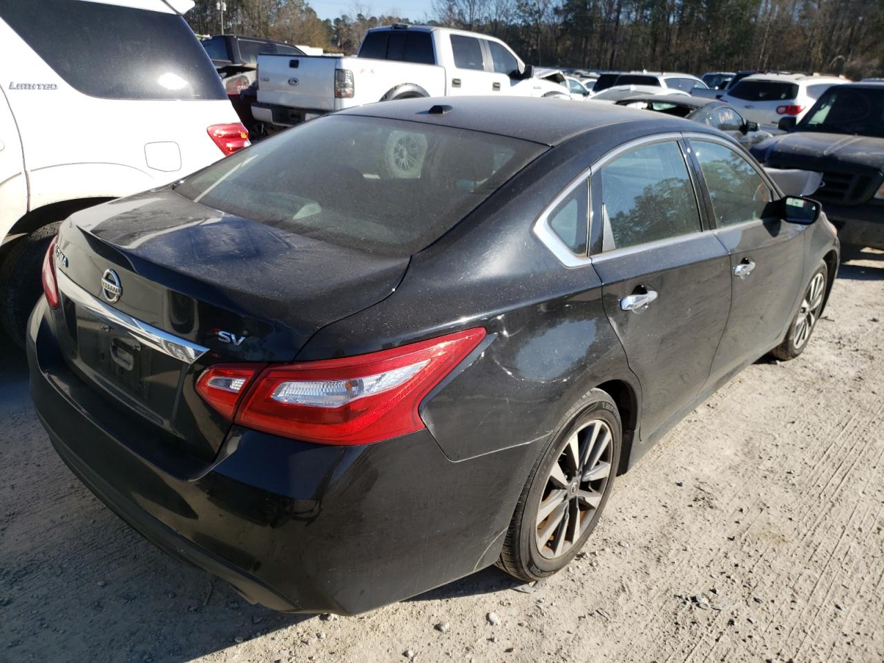 Photo 4 from auction – 2017 NISSAN ALTIMA 2.5 with VIN 1N4AL3APXHC200456