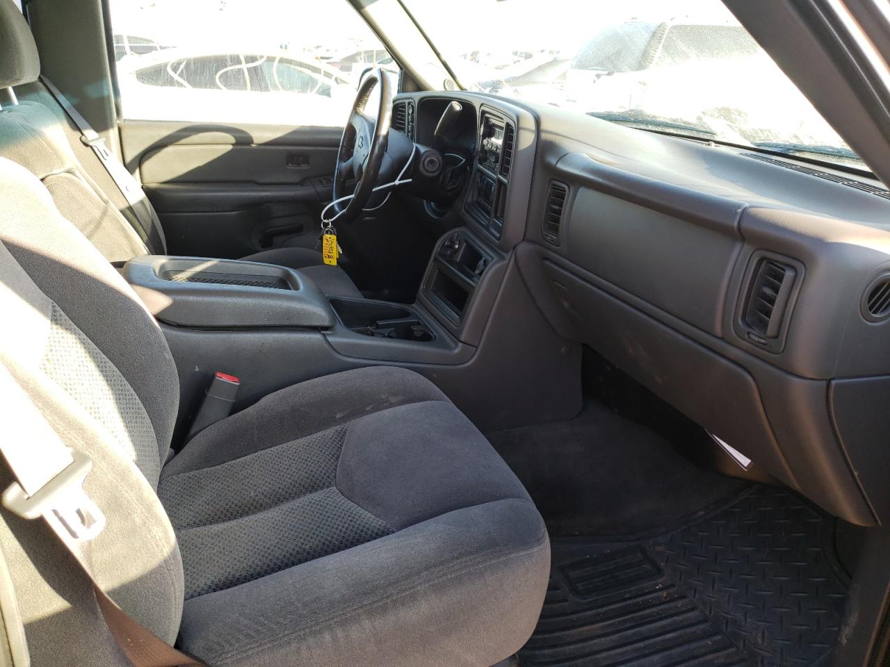 Photo 5 from auction – 2006 CHEVROLET SILVERADO with VIN 2GCEK13T361238627