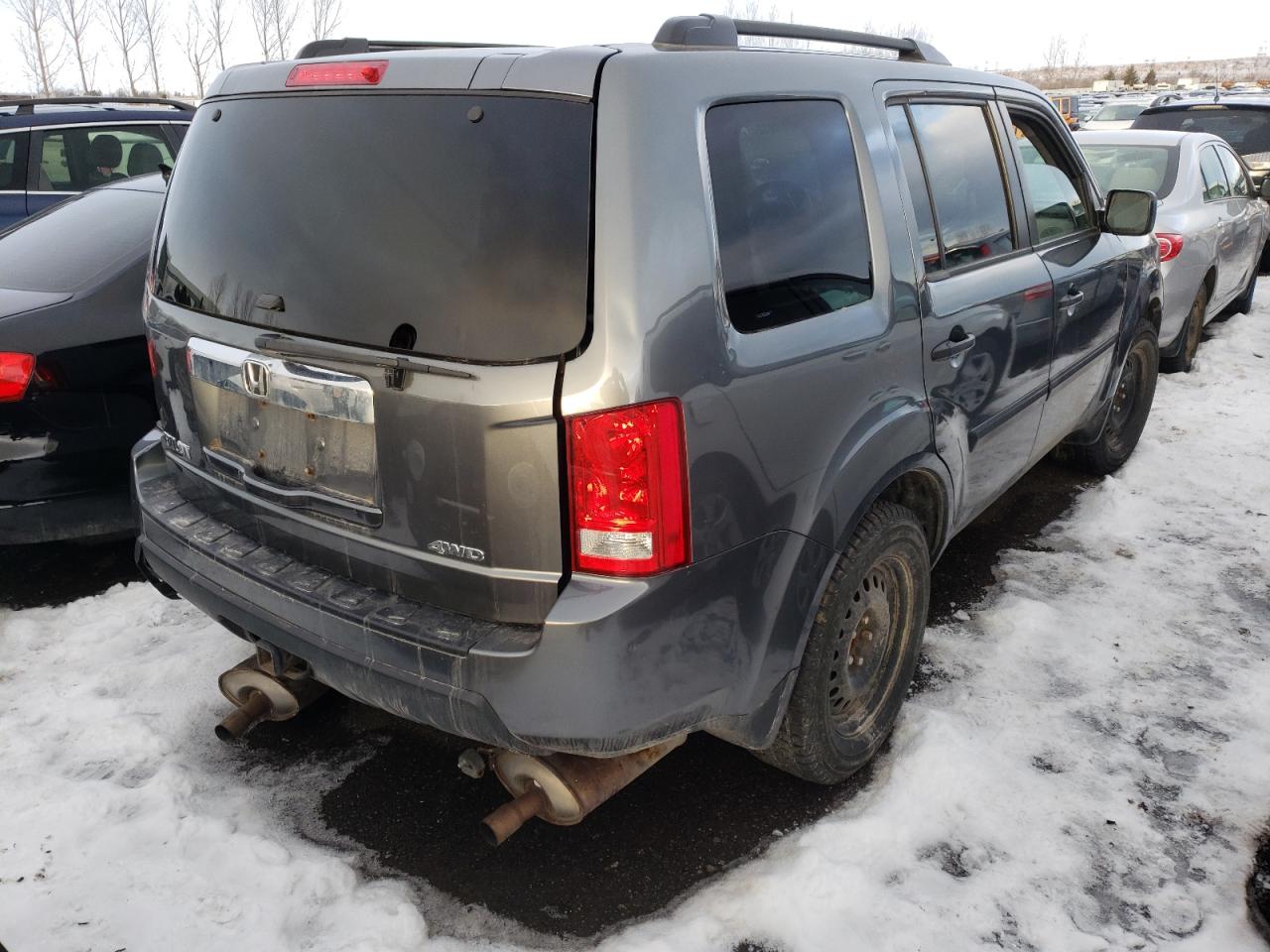 Photo 4 from auction – 2010 HONDA PILOT LX with VIN 5FNYF4H22AB504860