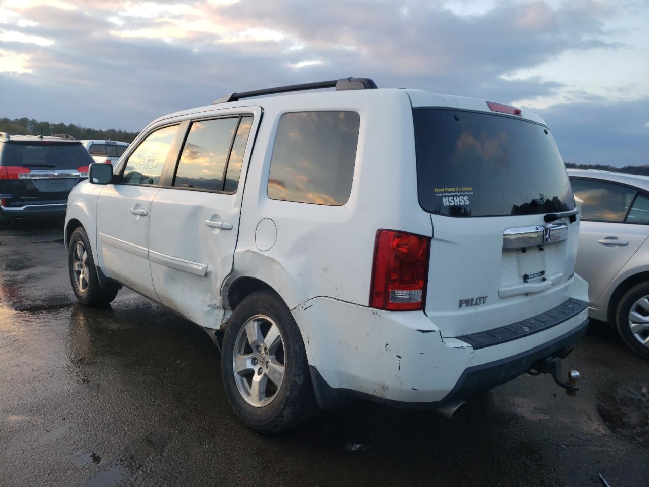 Photo 3 from auction – 2010 HONDA PILOT EXL with VIN 5FNYF4H61AB025056