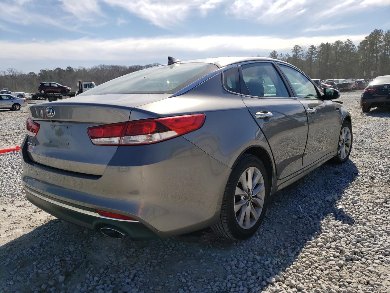 Photo 4 from auction – 2016 KIA OPTIMA LX with VIN 5XXGT4L34GG069141