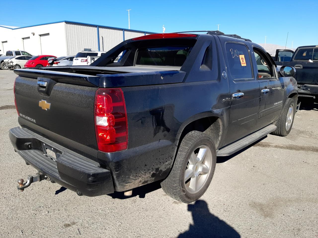 Photo 4 from auction – 2013 CHEVROLET AVALANCHE with VIN 3GNTKFE7XDG380280