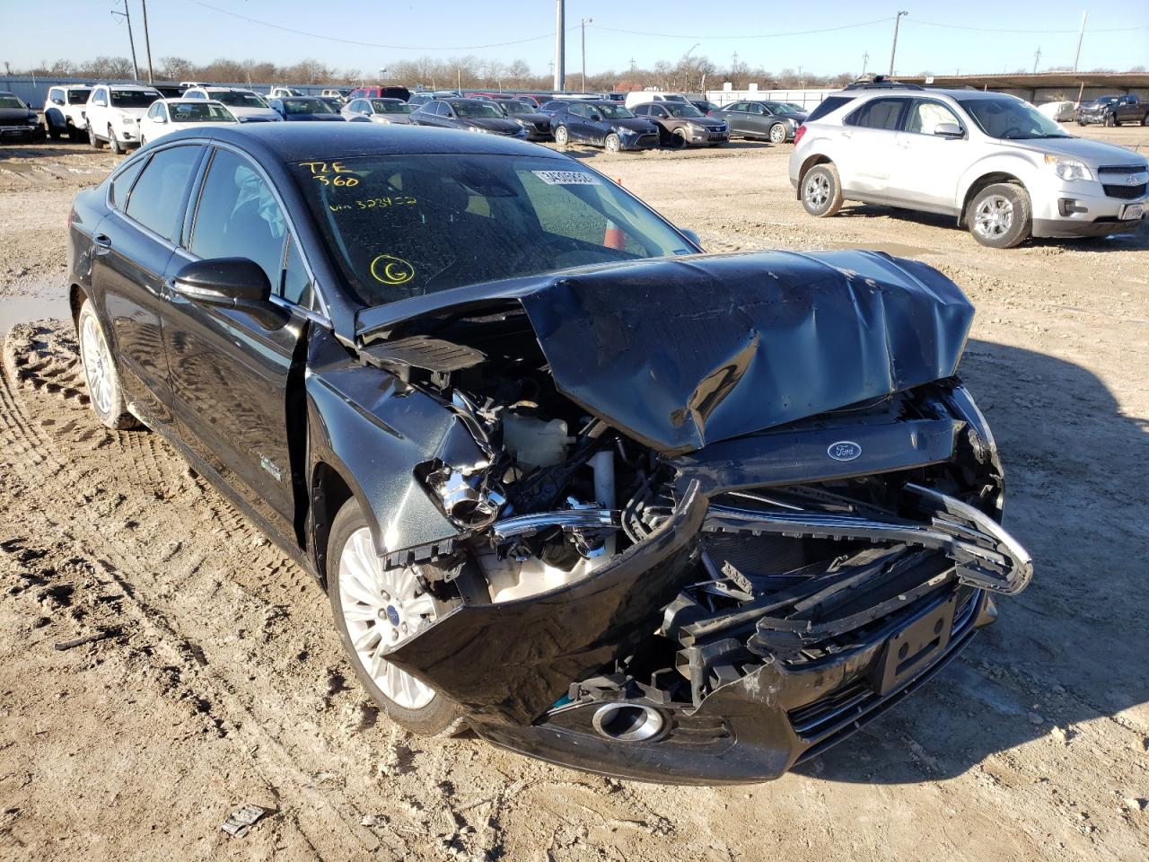 FORD FUSION TIT 2013 with VIN 3FA6P0SU2DR323452 - Photo from auction