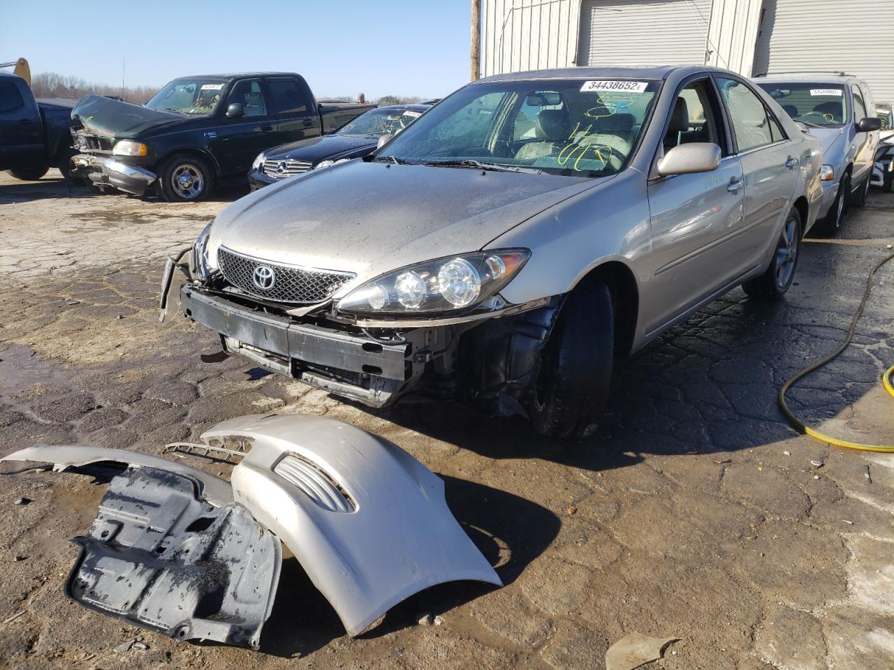 Photo 2 from auction – 2005 TOYOTA CAMRY SE with VIN 4T1BA32K85U506869