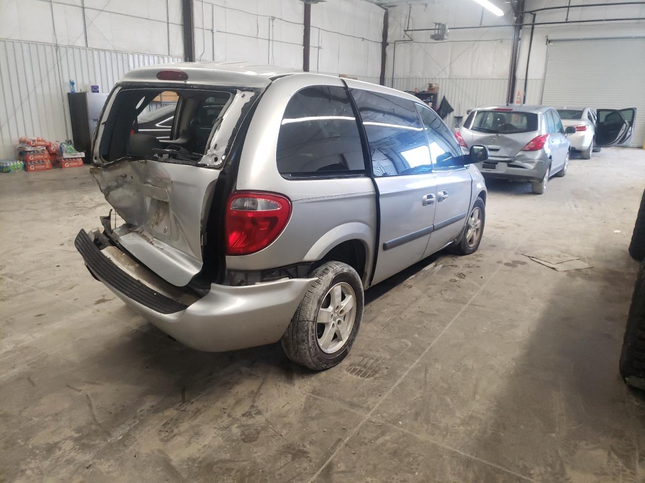 Photo 4 from auction – 2007 DODGE CARAVAN SX with VIN 1D4GP45R97B179603