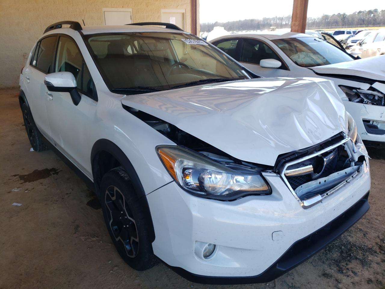 SUBARU XV CROSSTR 2015 with VIN JF2GPAMC0F8267798 - Photo from auction