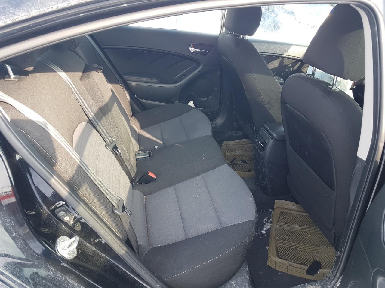 Photo 6 from auction – 2017 KIA FORTE EX with VIN 3KPFL4A81HE122558