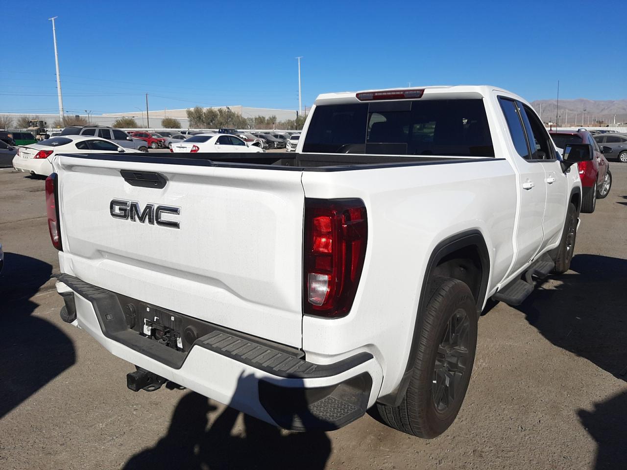 Photo 4 from auction – 2021 GMC SIERRA C15 with VIN 1GTR8CED1MZ170835