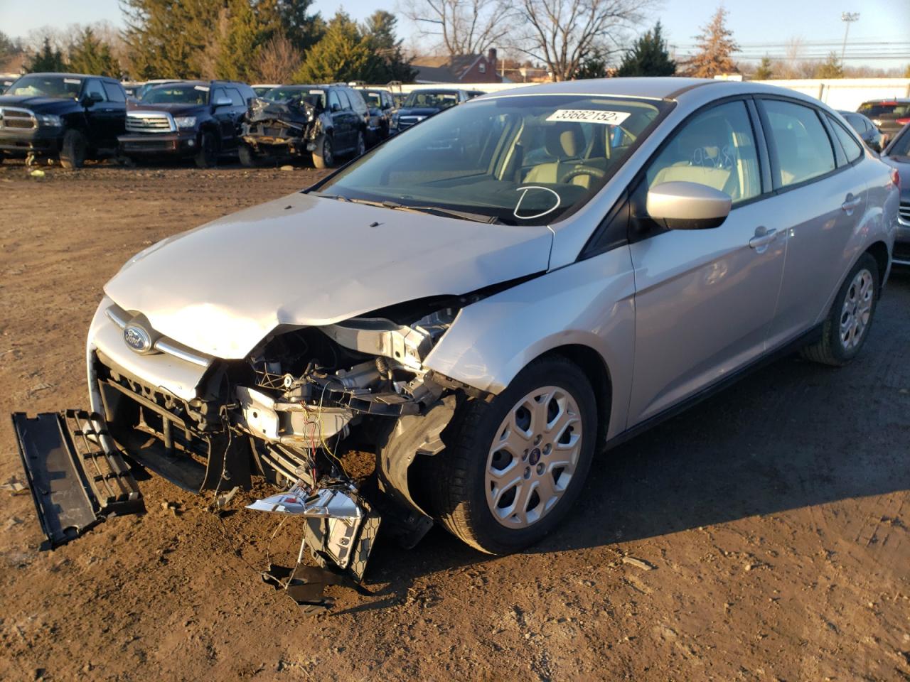 Photo 2 from auction – 2012 FORD FOCUS SE with VIN 1FAHP3F25CL352119