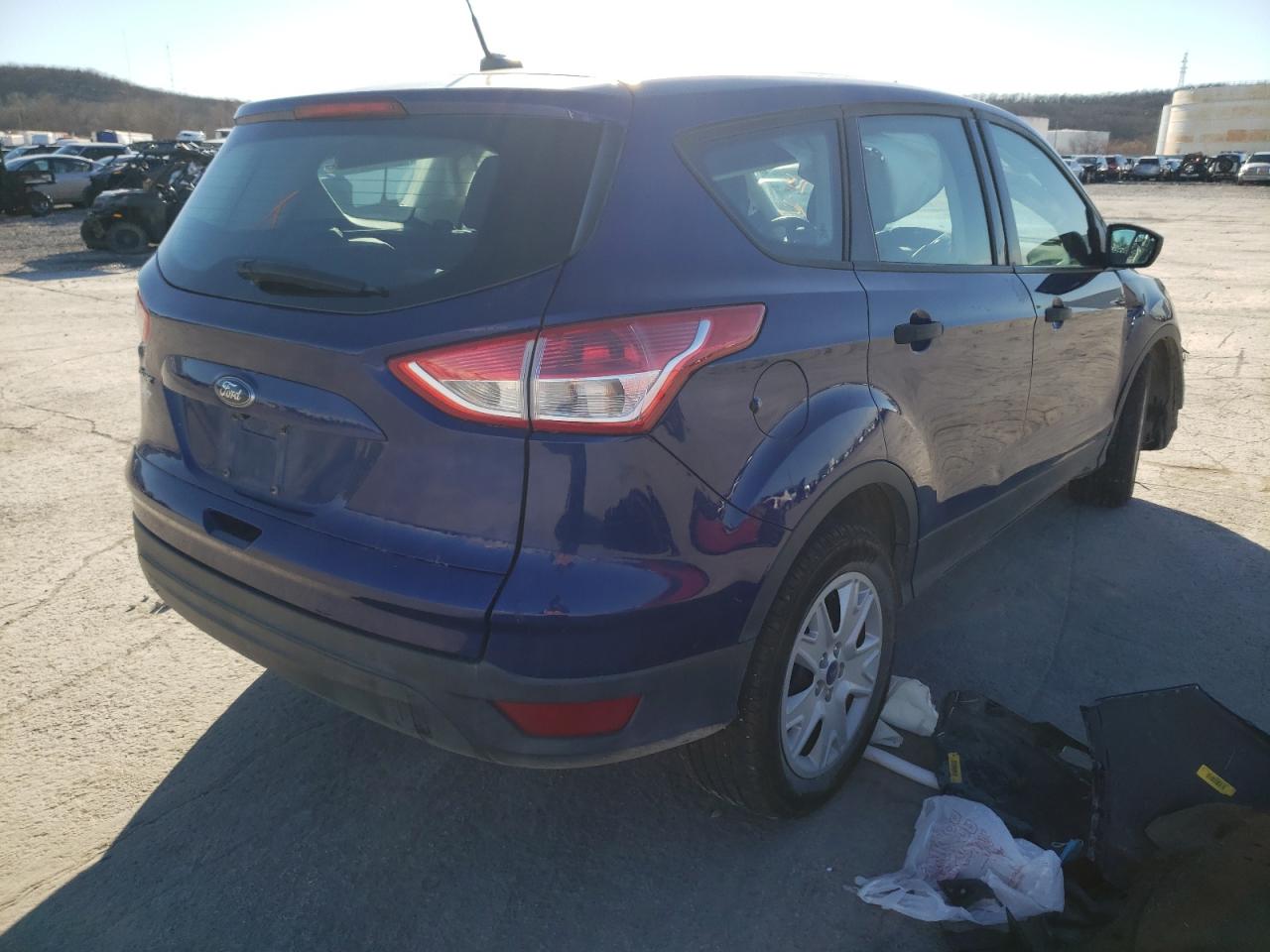 Photo 4 from auction – 2015 FORD ESCAPE S with VIN 1FMCU0F70FUA42106