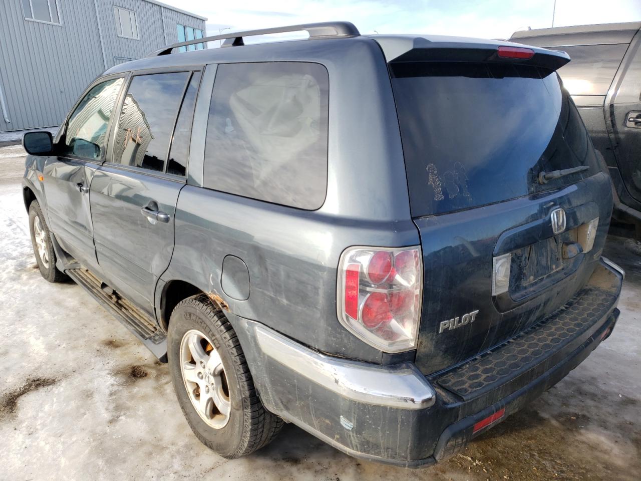 Photo 3 from auction – 2006 HONDA PILOT EX with VIN 2HKYF18776H000503