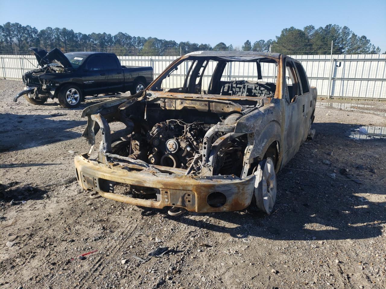 Photo 2 from auction – 2013 FORD F150 SUPER with VIN 1FTFW1EF2DFB41828