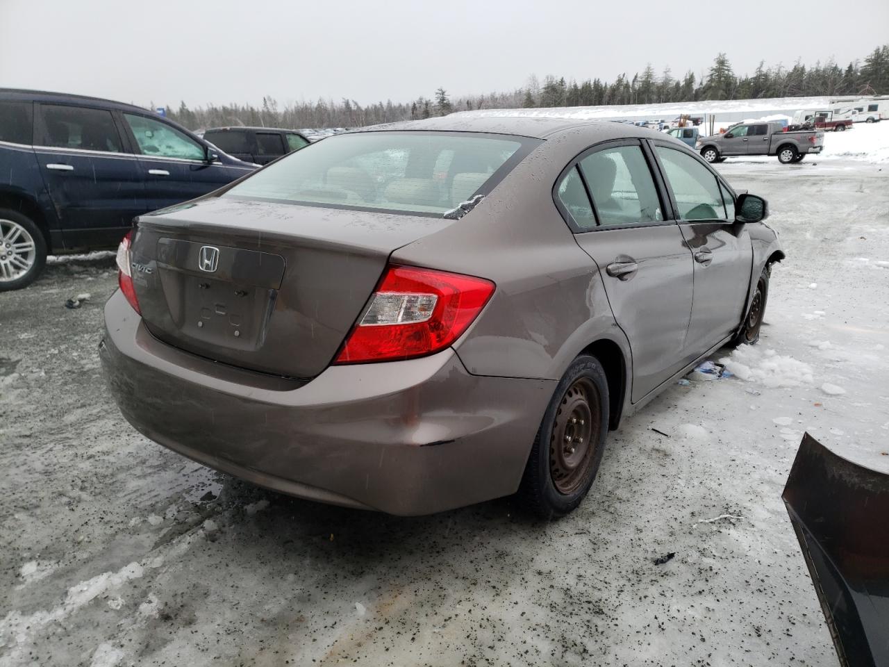 Photo 4 from auction – 2012 HONDA CIVIC LX with VIN 2HGFB2F58CH062640