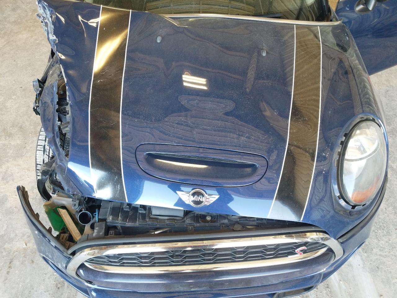 Photo 7 from auction – 2014 MINI COOPER S with VIN WMWXM7C55ET986826
