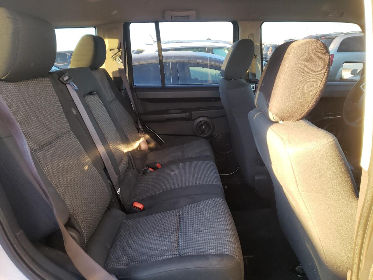 صورة رقم 6 من المزاد - 2008 JEEP COMMANDER مع VIN 1J8HG48K48C166424