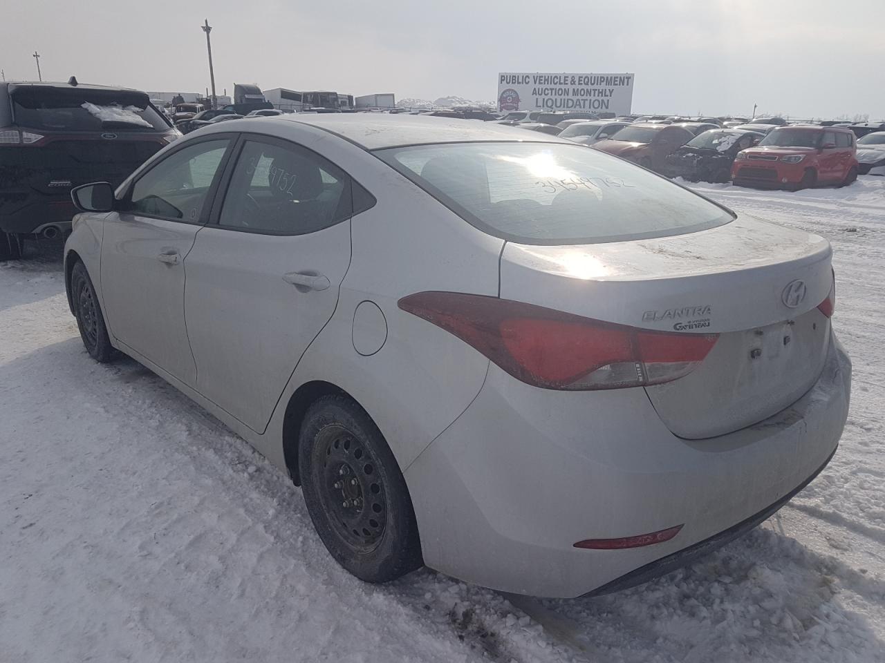 Photo 3 from auction – 2015 HYUNDAI ELANTRA SE with VIN 5NPDH4AE3FH577015