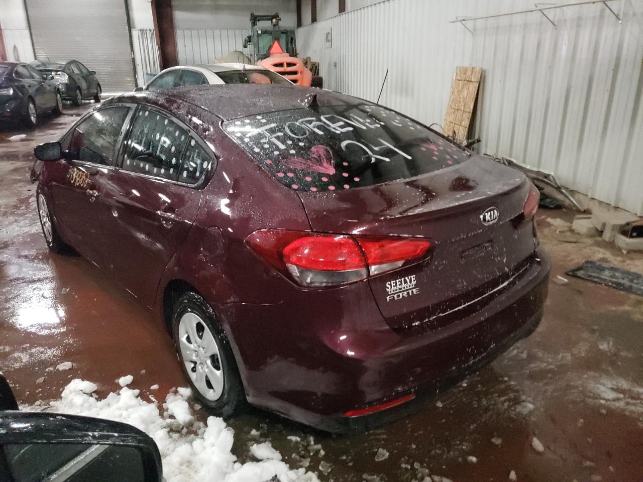 Photo 3 from auction – 2017 KIA FORTE LX with VIN 3KPFK4A7XHE127638