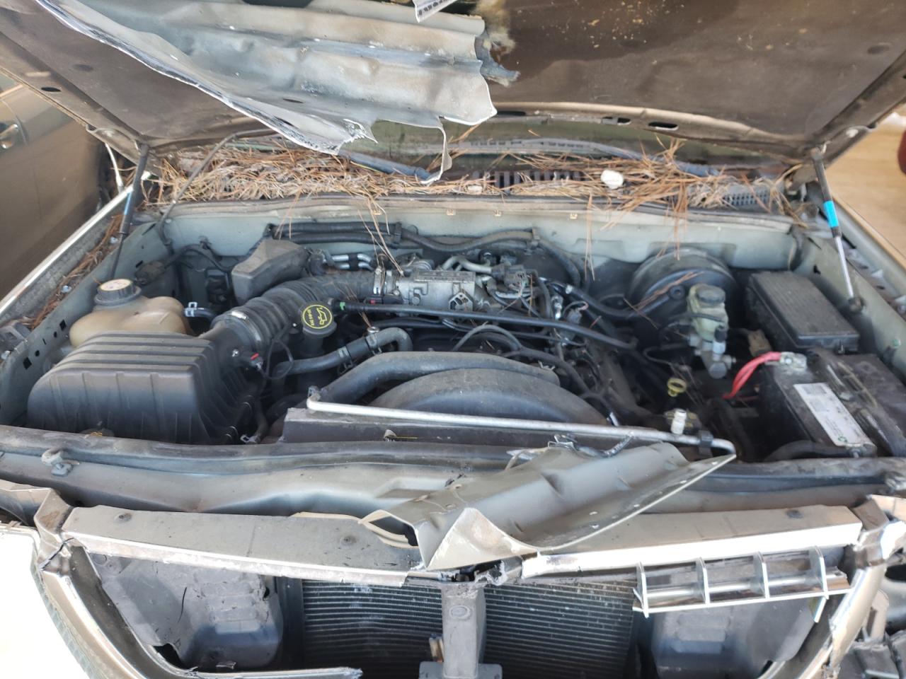Photo 7 from auction – 2004 FORD EXPLORER with VIN 1FMDU73W94UA74638