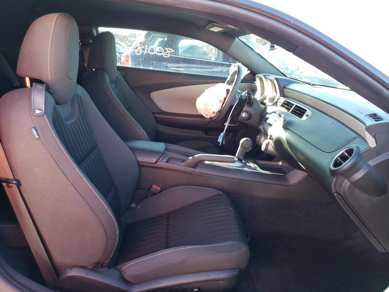 Photo 5 from auction – 2015 CHEVROLET CAMARO LS with VIN 2G1FB1E32F9189545