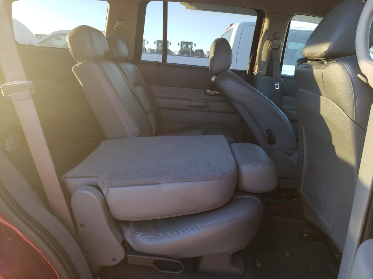 Photo 6 from auction – 2008 DODGE DURANGO SL with VIN 1D8HB48N08F124039