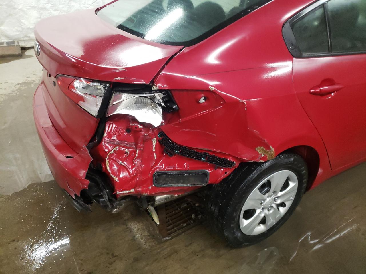 Photo 9 from auction – 2016 KIA FORTE LX with VIN KNAFK4A64G5610864