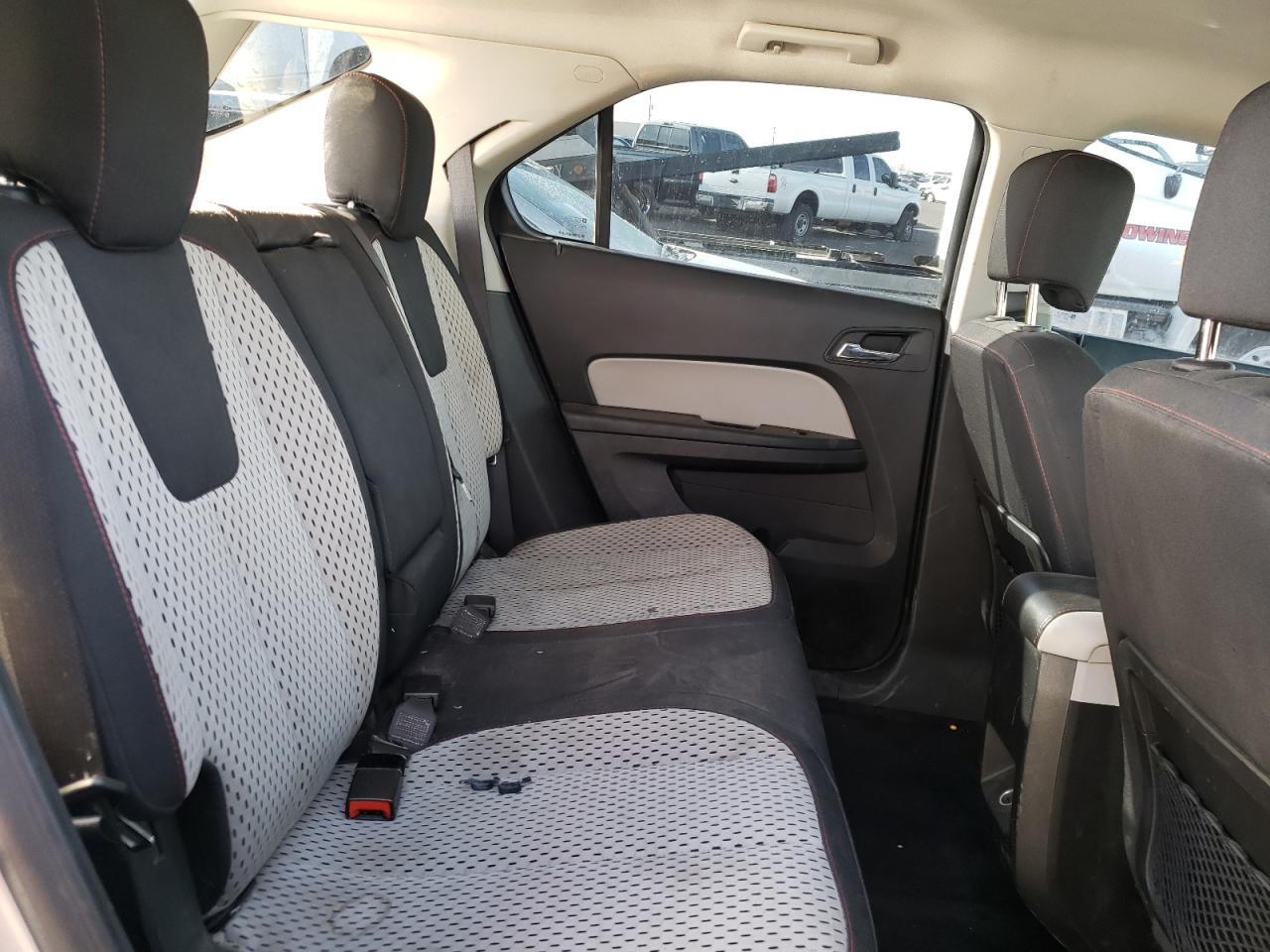 Photo 6 from auction – 2015 CHEVROLET EQUINOX LS with VIN 2GNFLEEK4F6324861