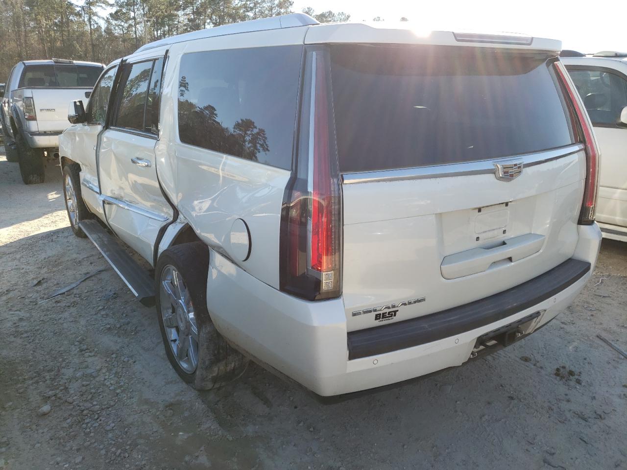 Photo 3 from auction – 2015 CADILLAC ESCALADE E with VIN 1GYS3TKJ1FR635699