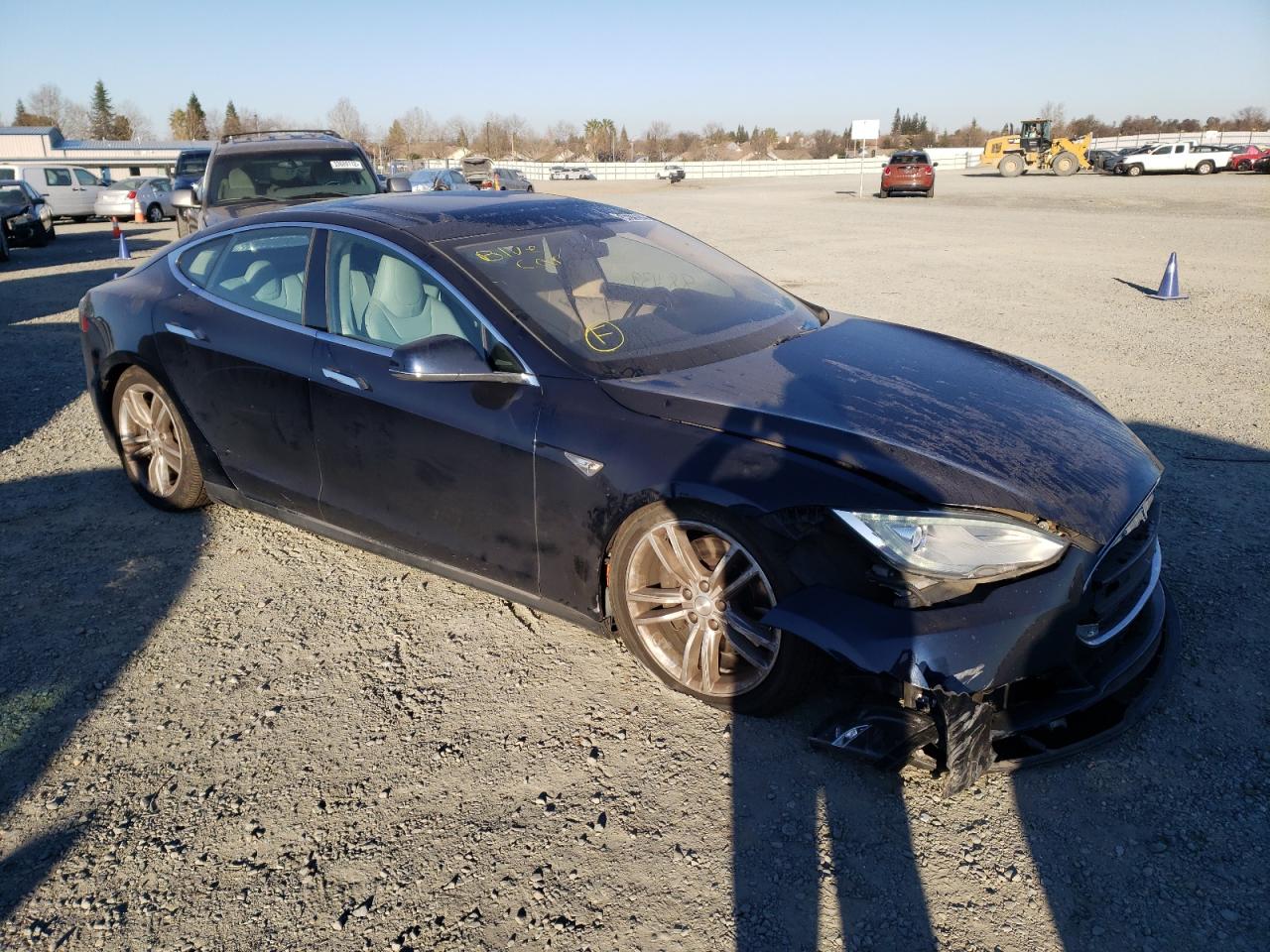 TESLA MODEL S 2013 with VIN 5YJSA1DN0DFP07088 - Photo from auction