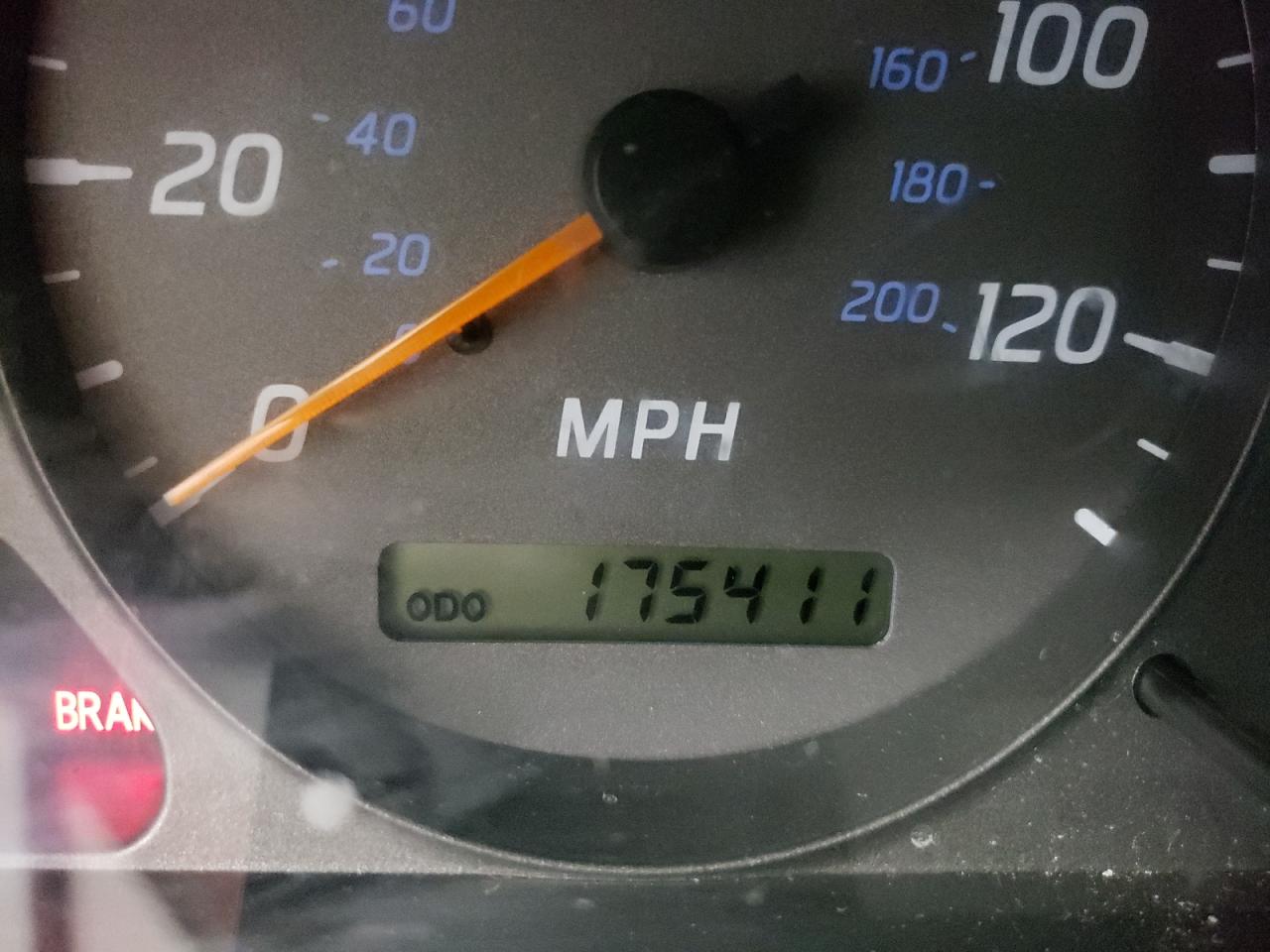 Photo 8 from auction – 2002 NISSAN SENTRA XE with VIN 3N1CB51D02L689312