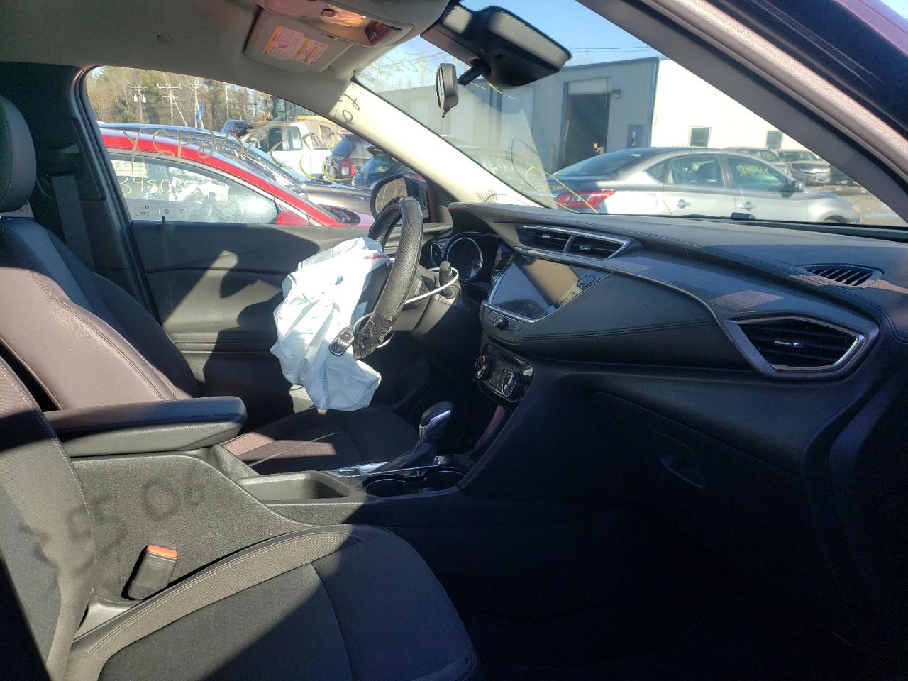 Photo 5 from auction – 2021 BUICK ENCORE GX with VIN KL4MMCSL9MB093149