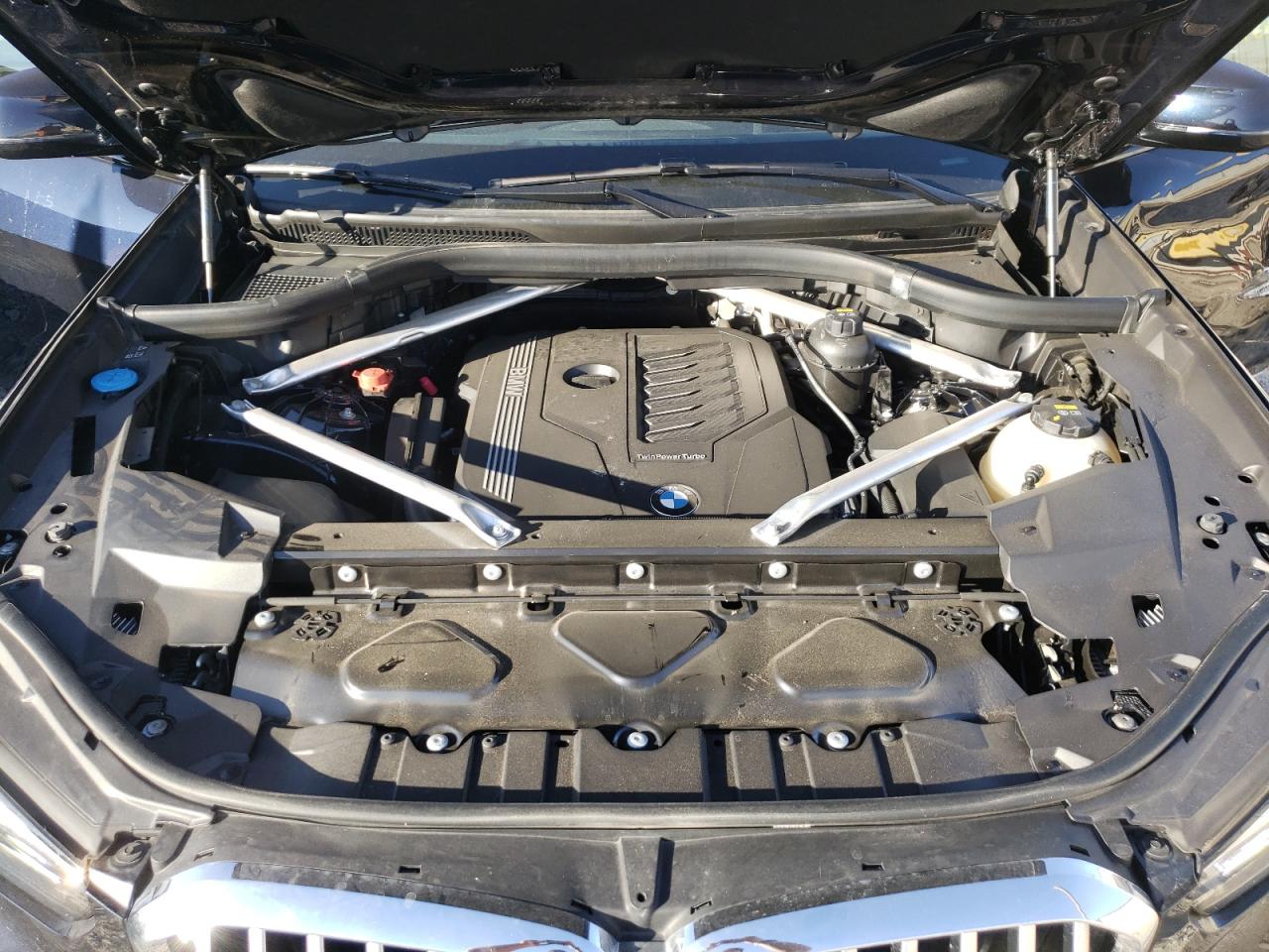 Photo 7 from auction – 2019 BMW X5 XDRIVE4 with VIN 5UXCR6C56KLL22624